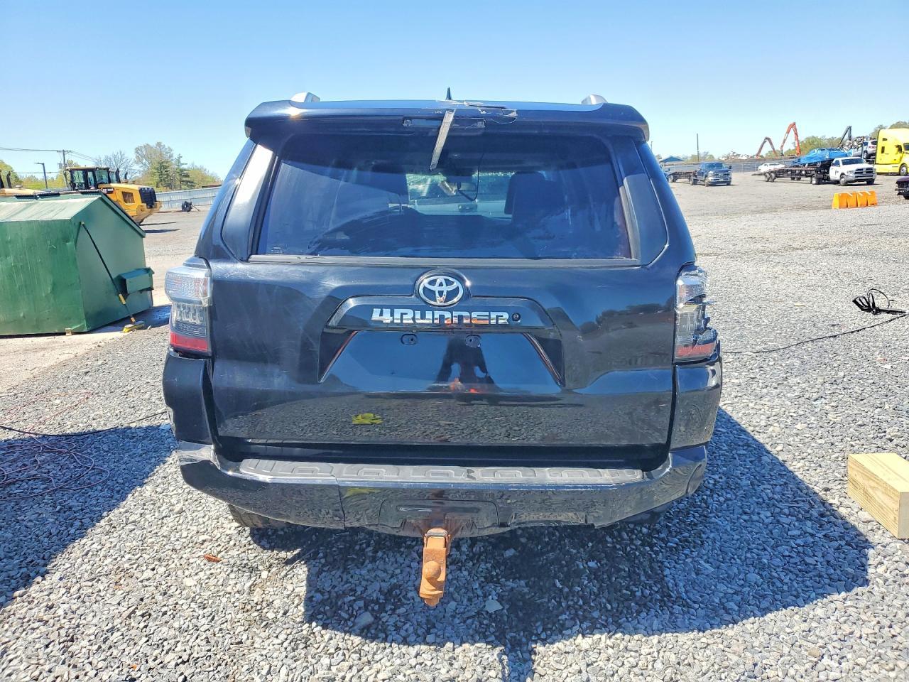 2018 Toyota 4Runner Sr5 Premium - Image 6