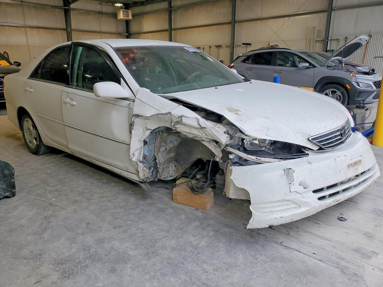 2005 Toyota Camry Le - Фото 4