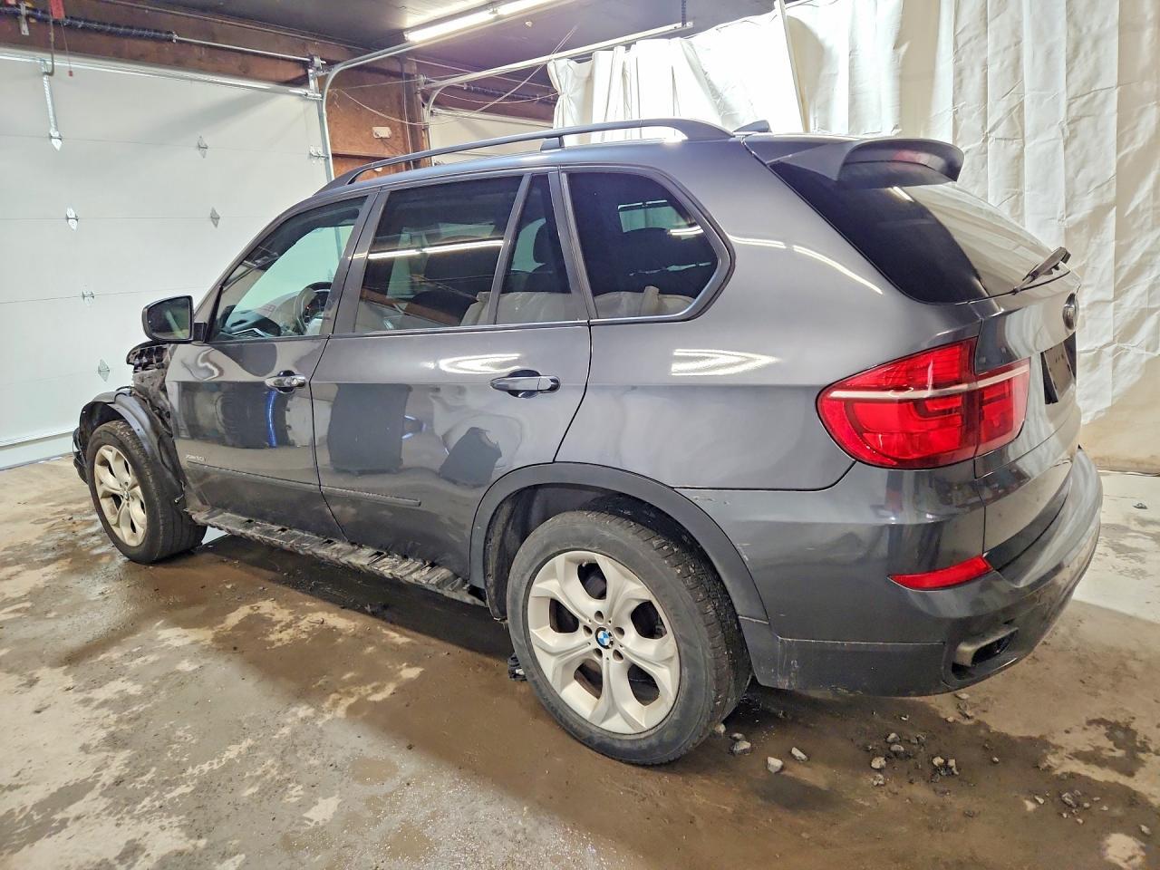 2013 BMW X5 xDrive50I - Image 2