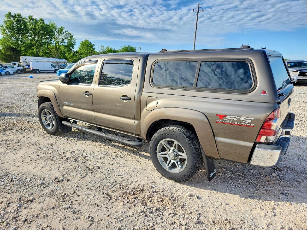 2014 Toyota Tacoma Double Cab - Image 2