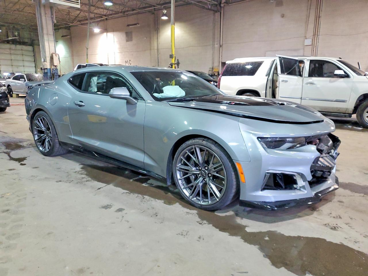 2023 Chevrolet Camaro Zl1 - Image 4