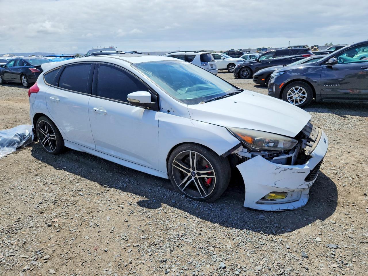2017 Ford Focus St - Фото 4