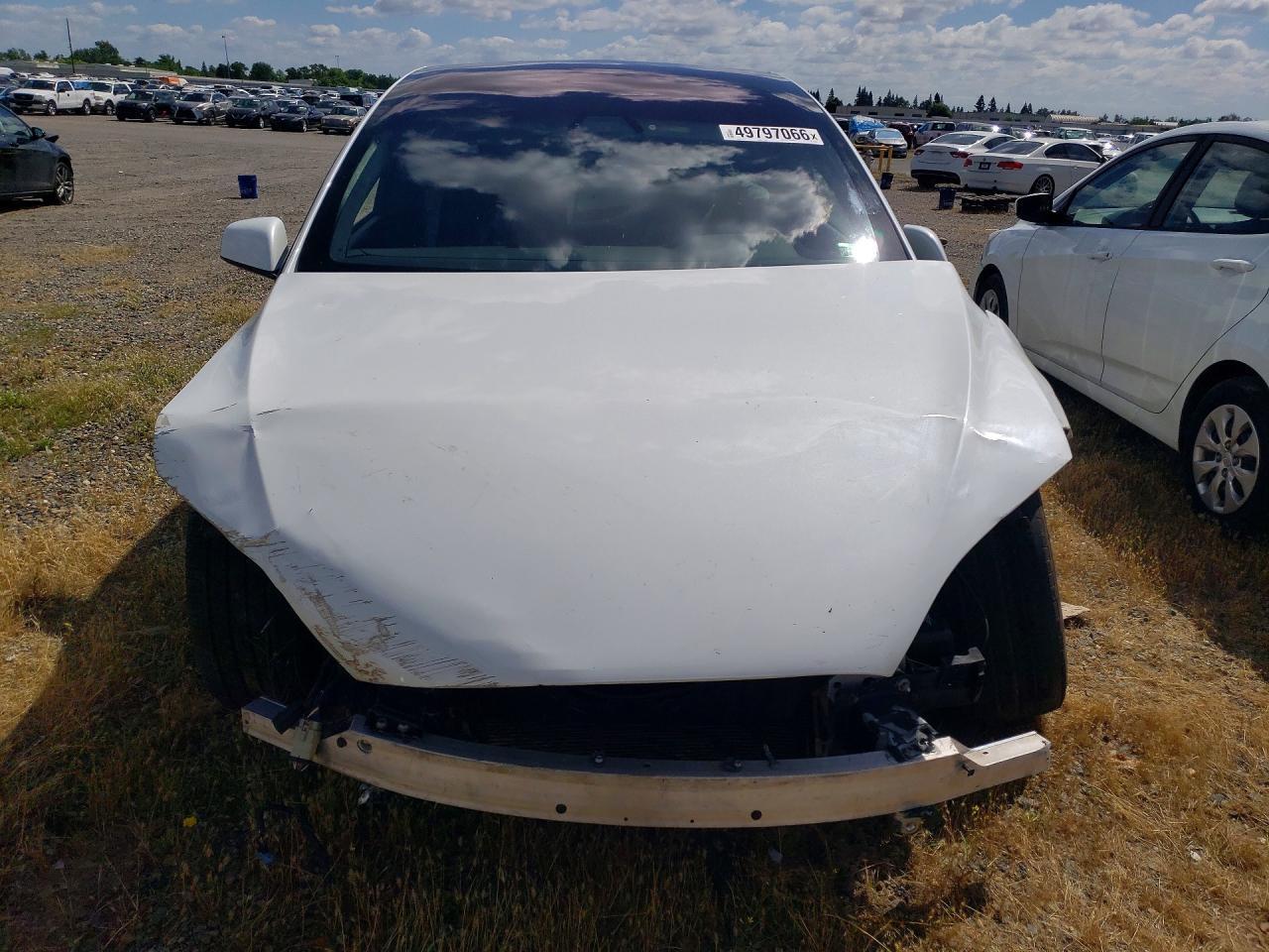 2022 Tesla Model X - Фото 5