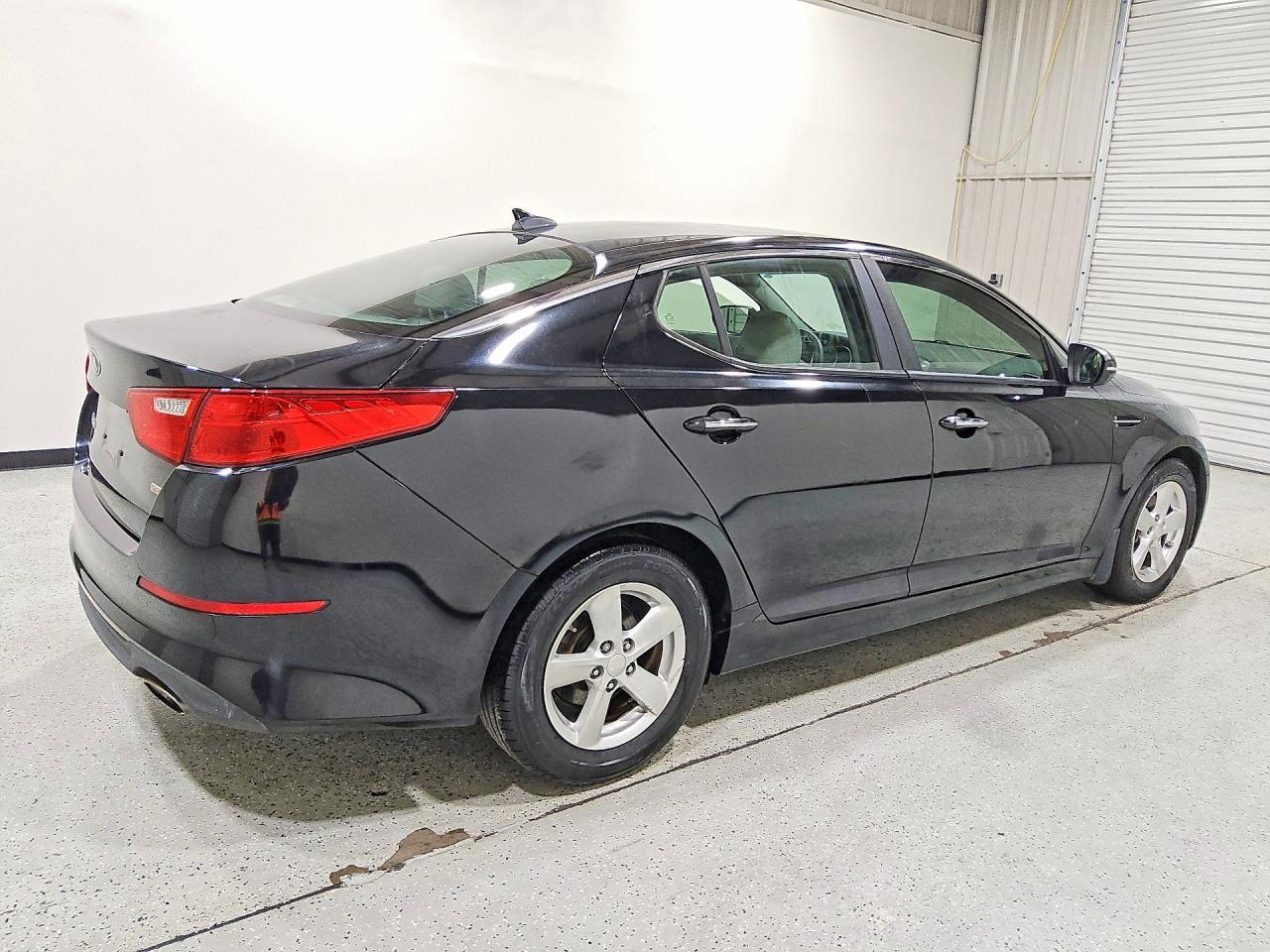 2015 Kia Optima - Фото 3