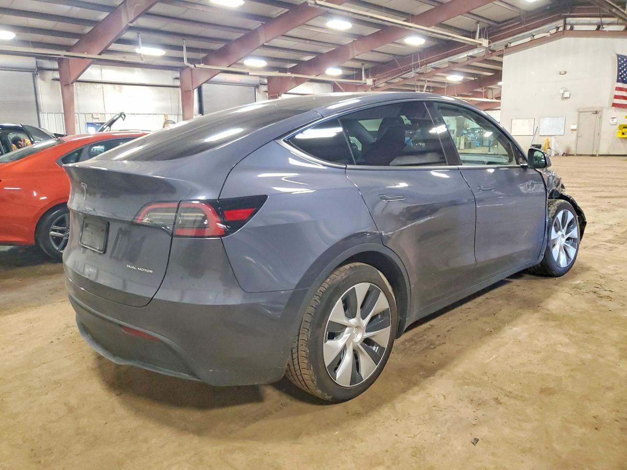 2023 Tesla Model Y - Image 3