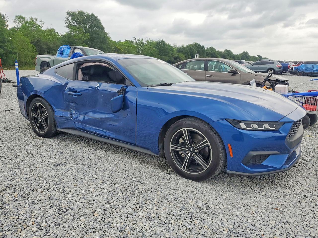 2024 Ford Mustang - Image 4