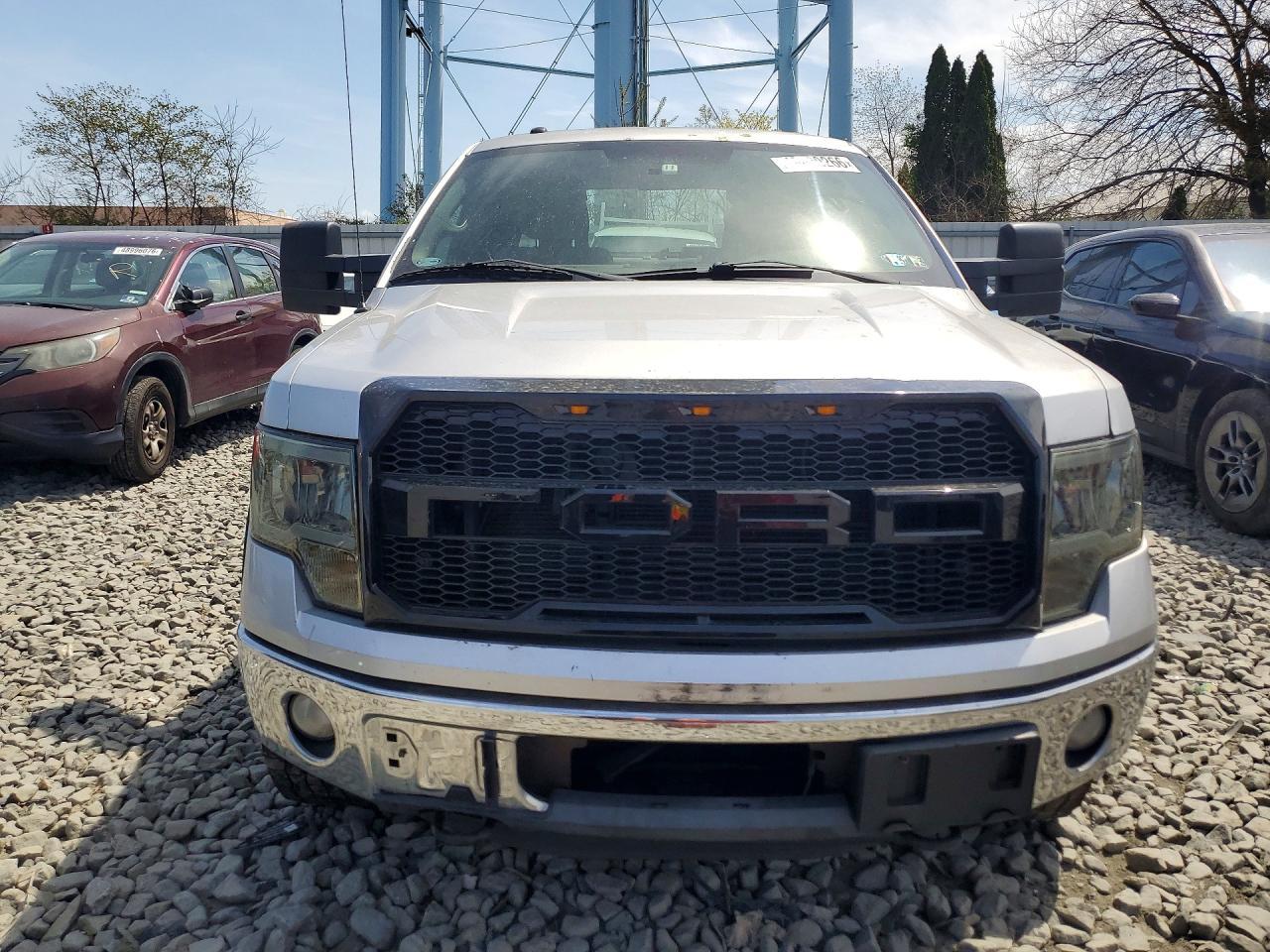 2011 Ford F150 Super Cab - Image 5
