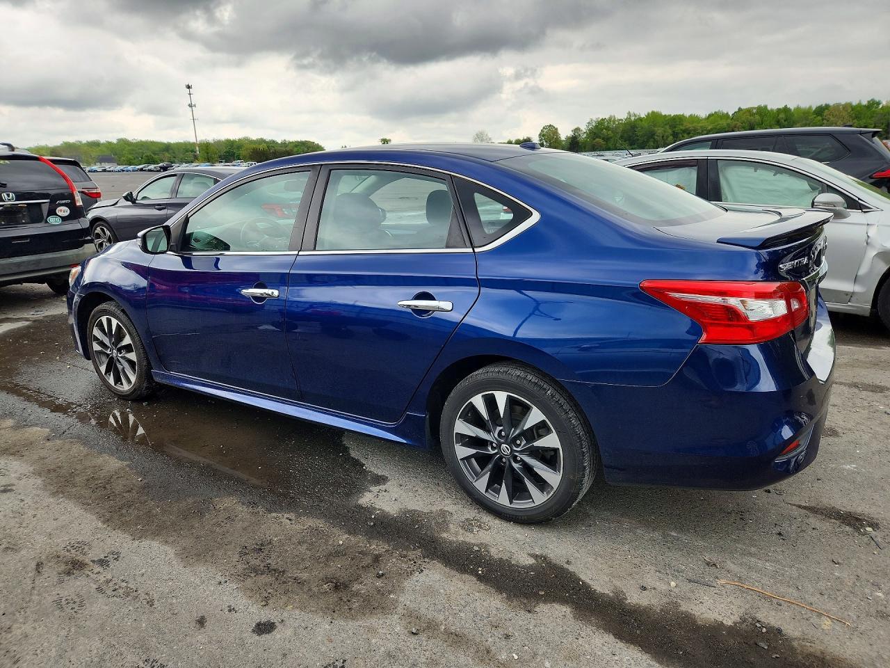 2019 Nissan Sentra Sr - Фото 2