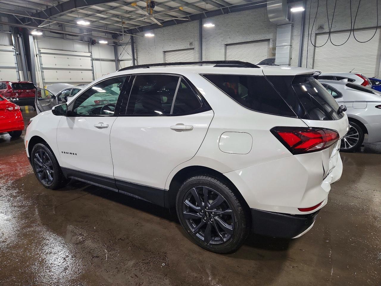 2024 Chevrolet Equinox Rs - Image 2