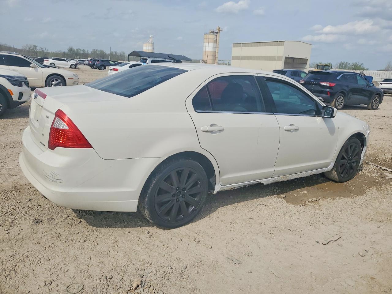 2012 Ford Fusion Se - Фото 3