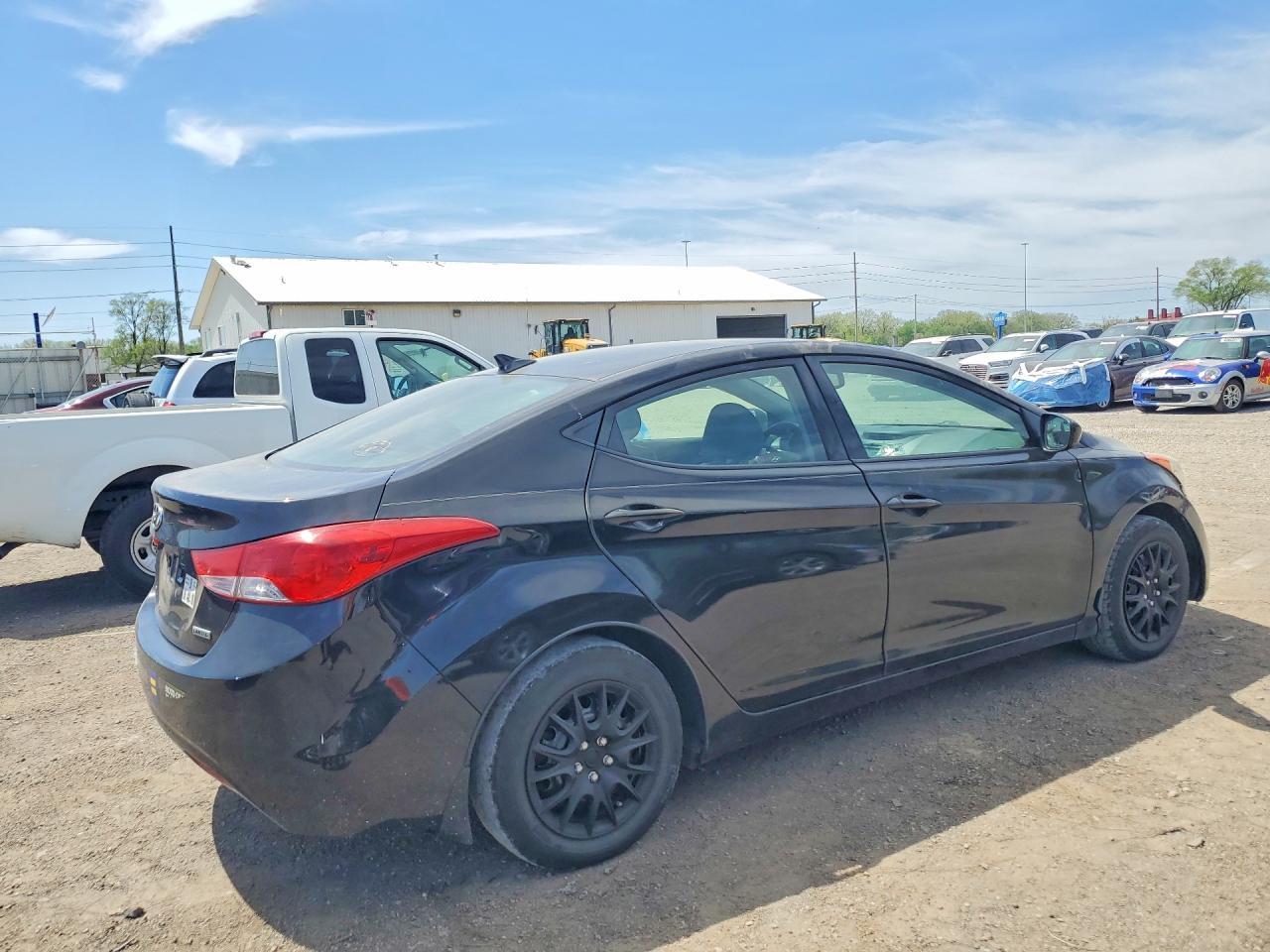 2013 Hyundai Elantra Limited - Фото 3