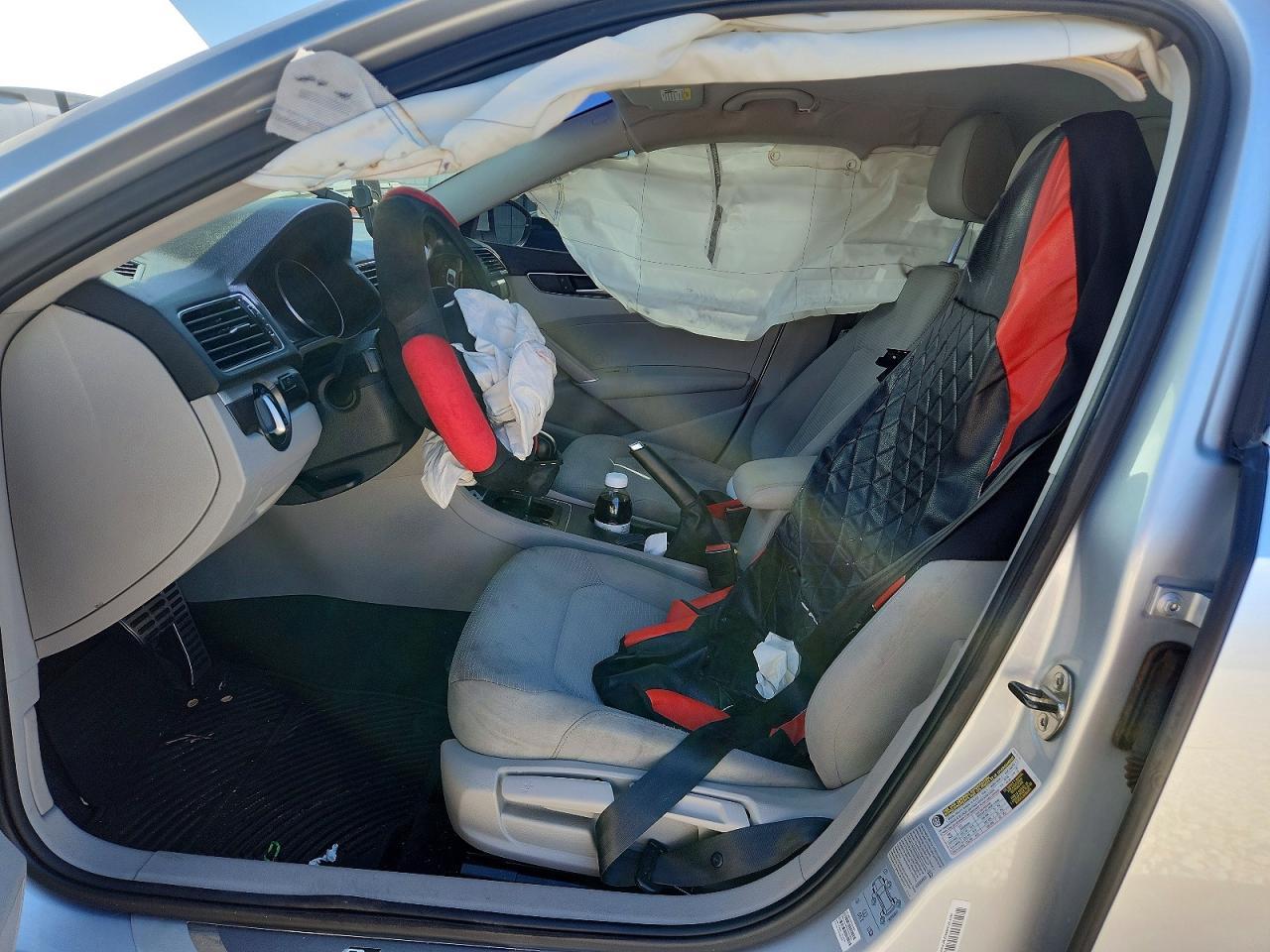 2016 Volkswagen Passat S - Фото 7