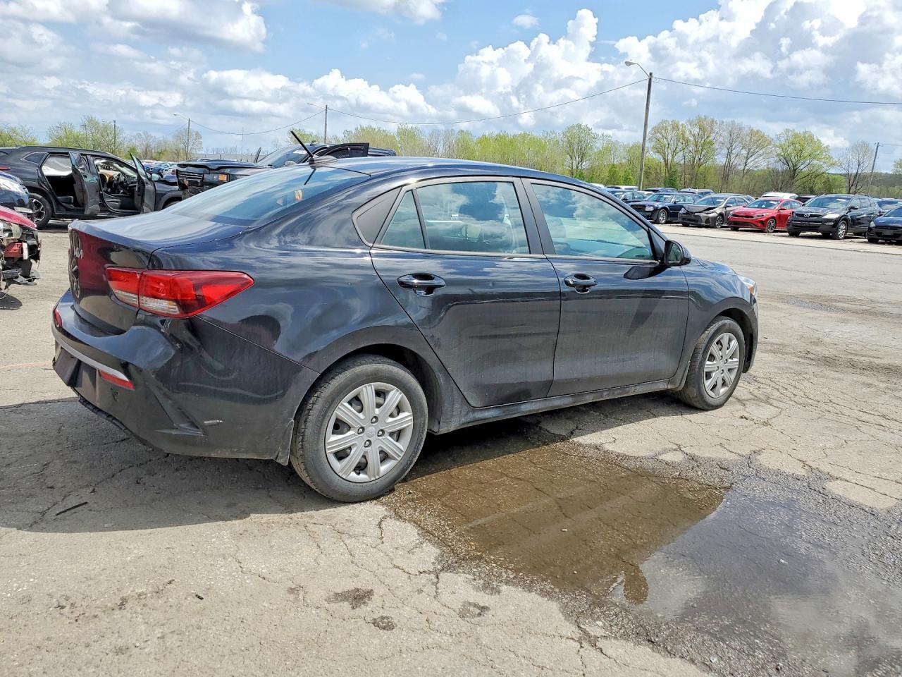 2022 Kia Rio Lx - Image 3