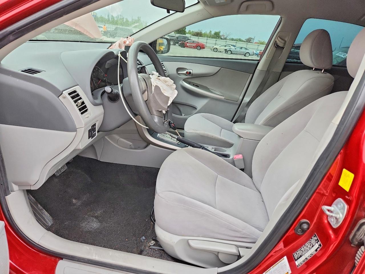 2010 Toyota Corolla Le - Фото 7