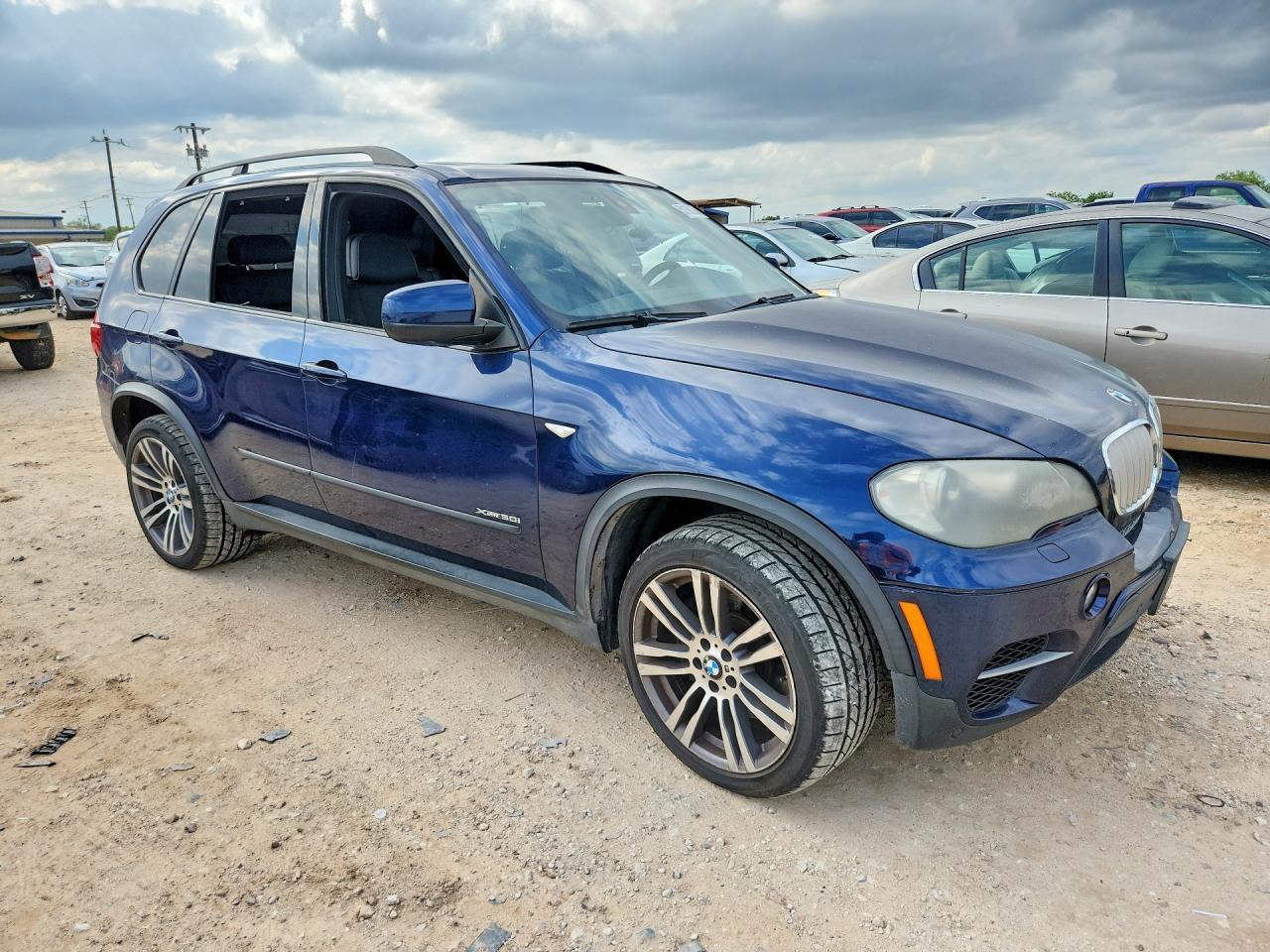 2011 BMW X5 xDrive50I - Image 4