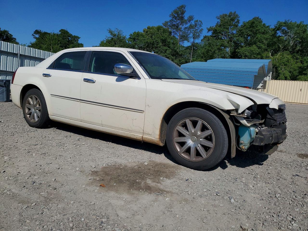 2009 Chrysler 300 Limited - Image 4