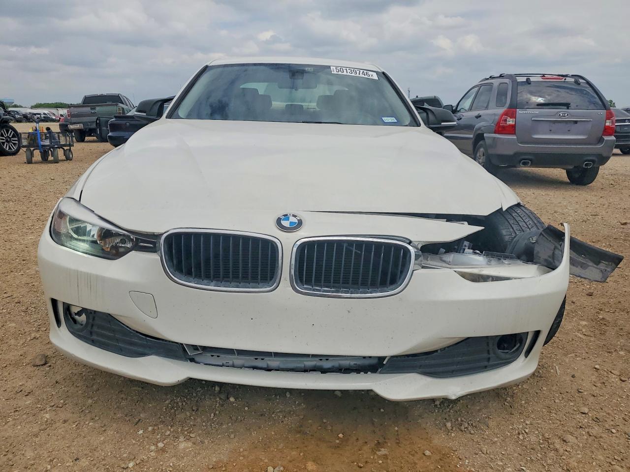 2015 BMW 320 I - Фото 5