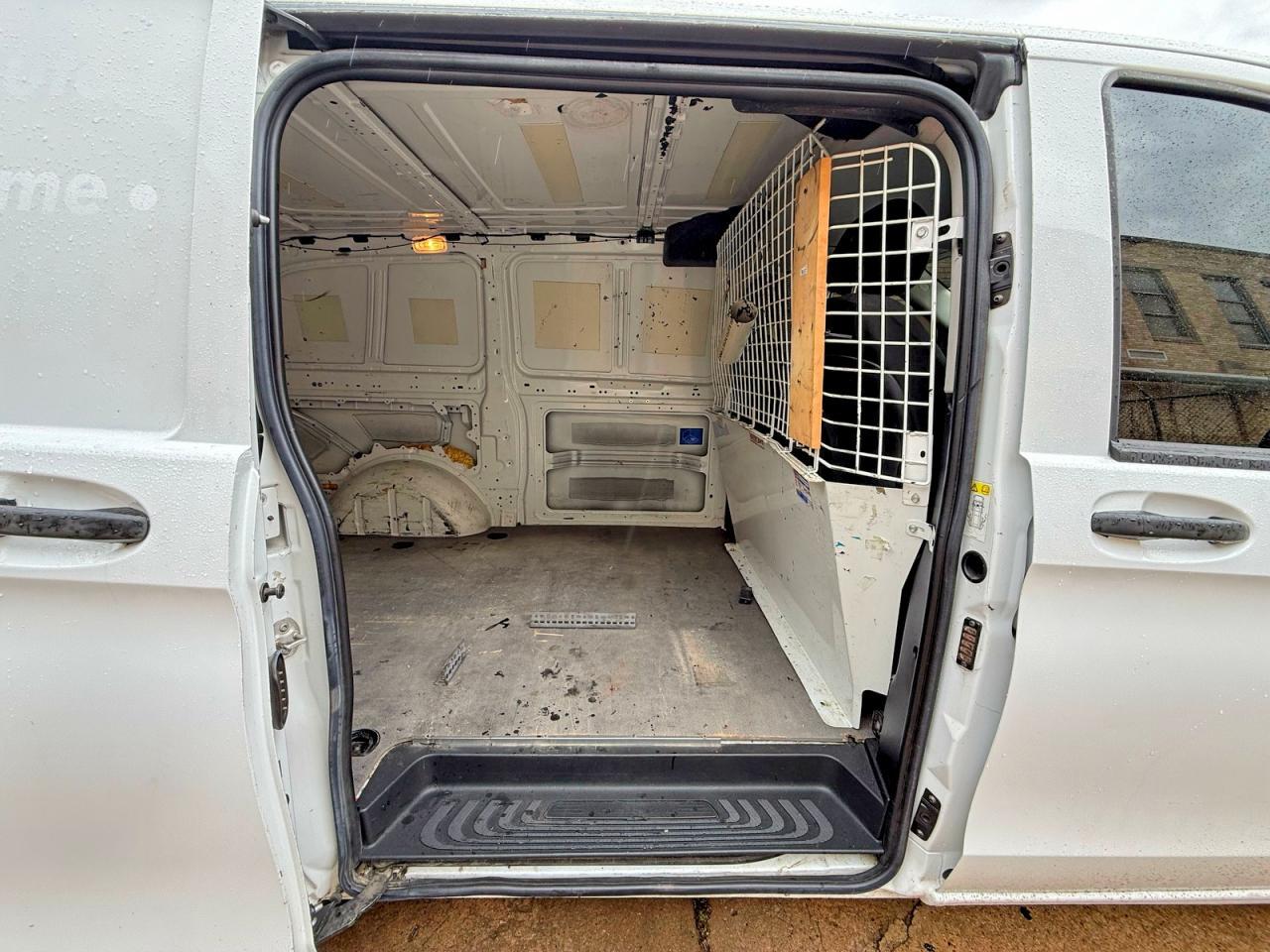 2017 Mercedes Benz Metris - Image 6