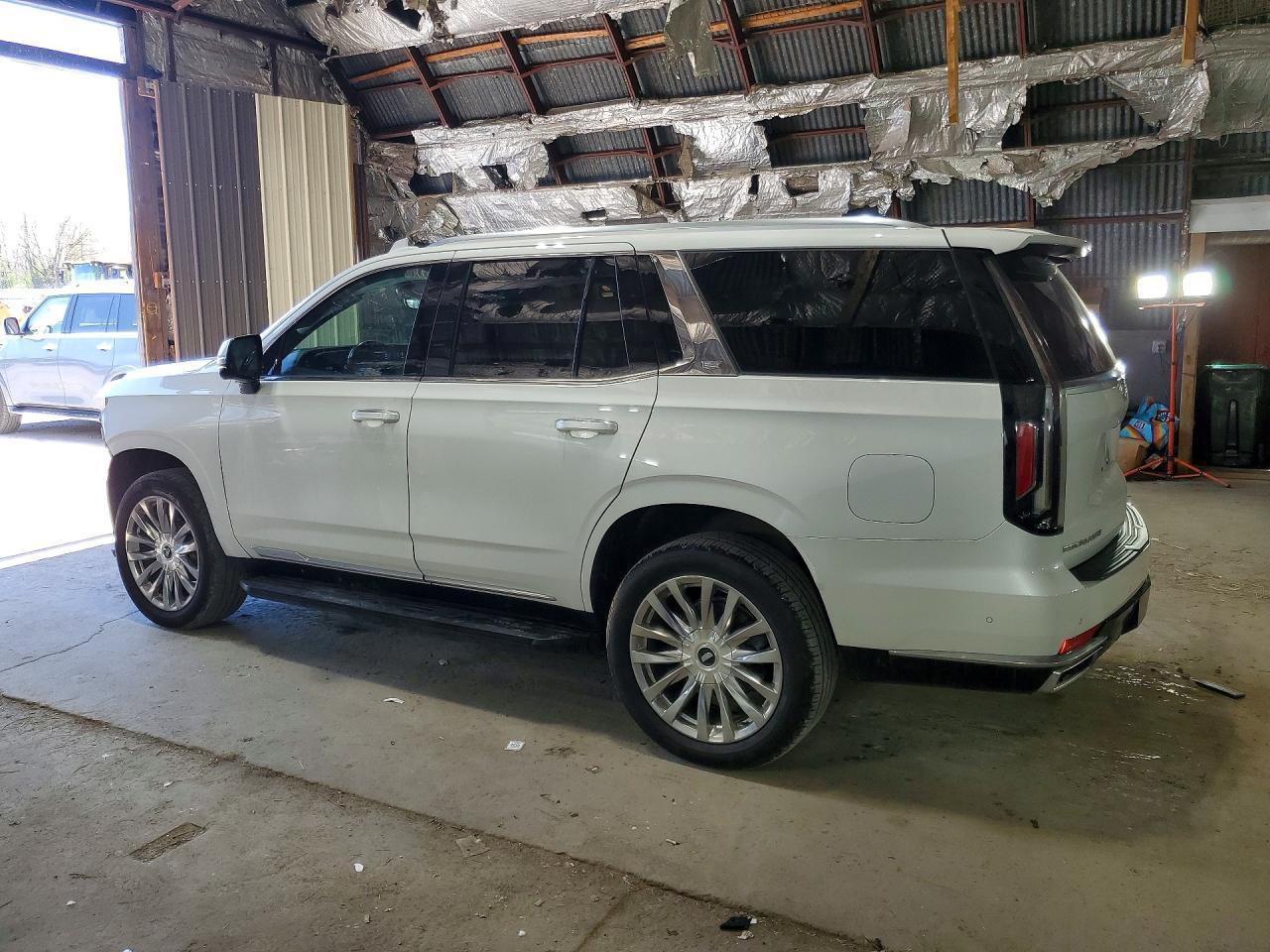 2021 Cadillac Escalade Premium Luxury - Image 2