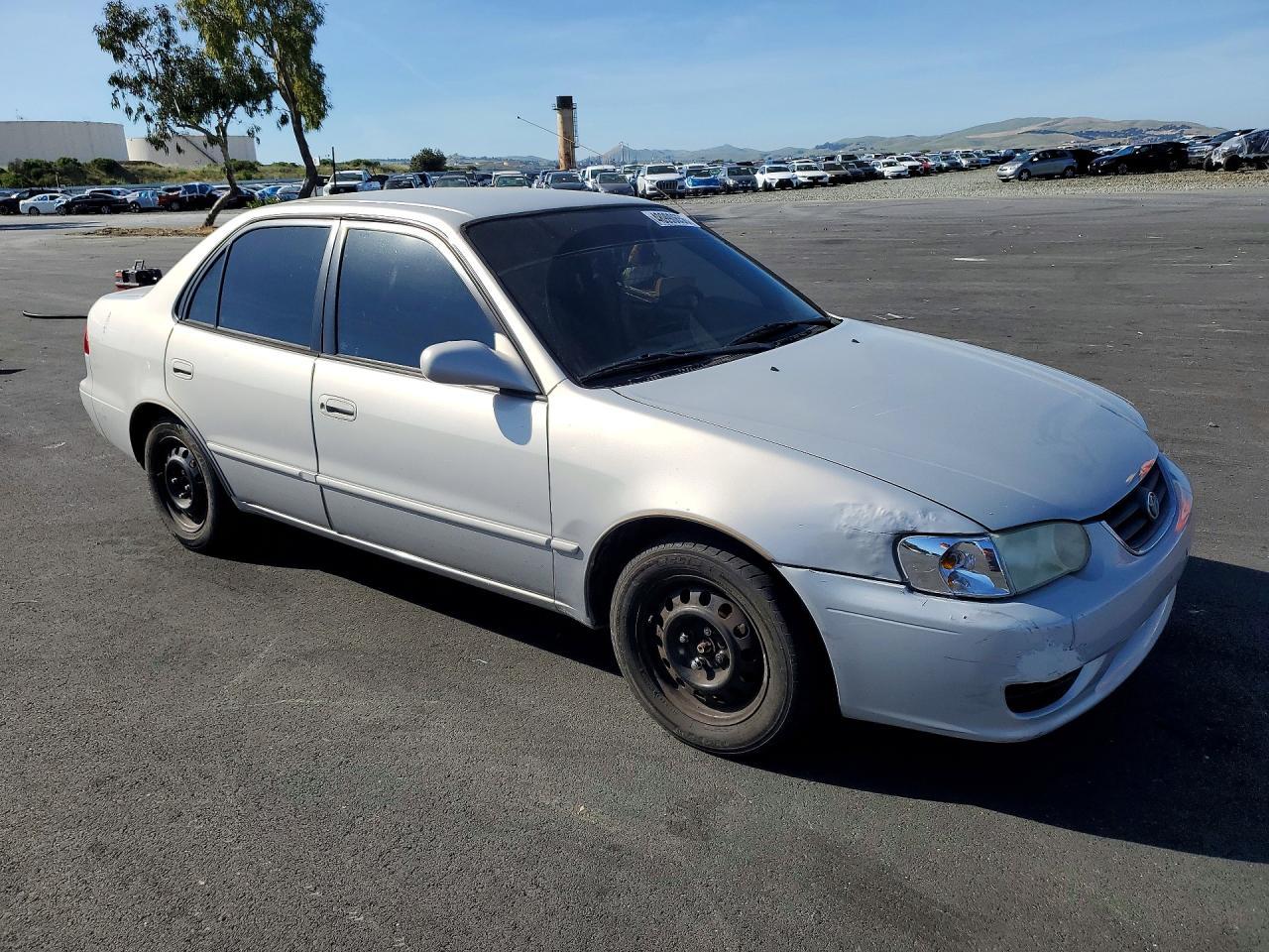 2002 Toyota Corolla Le - Image 4