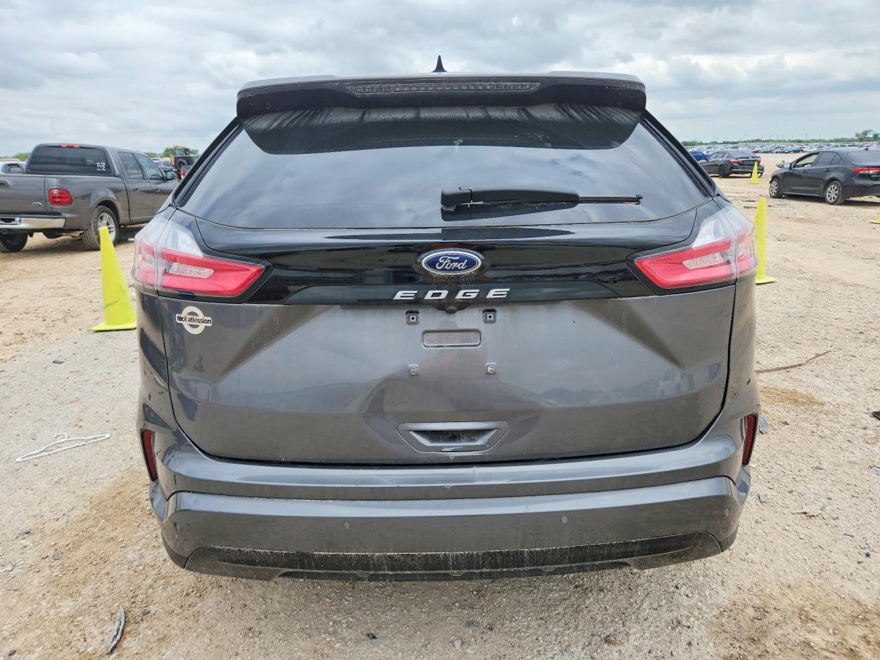 2024 Ford Edge Sel - Image 6