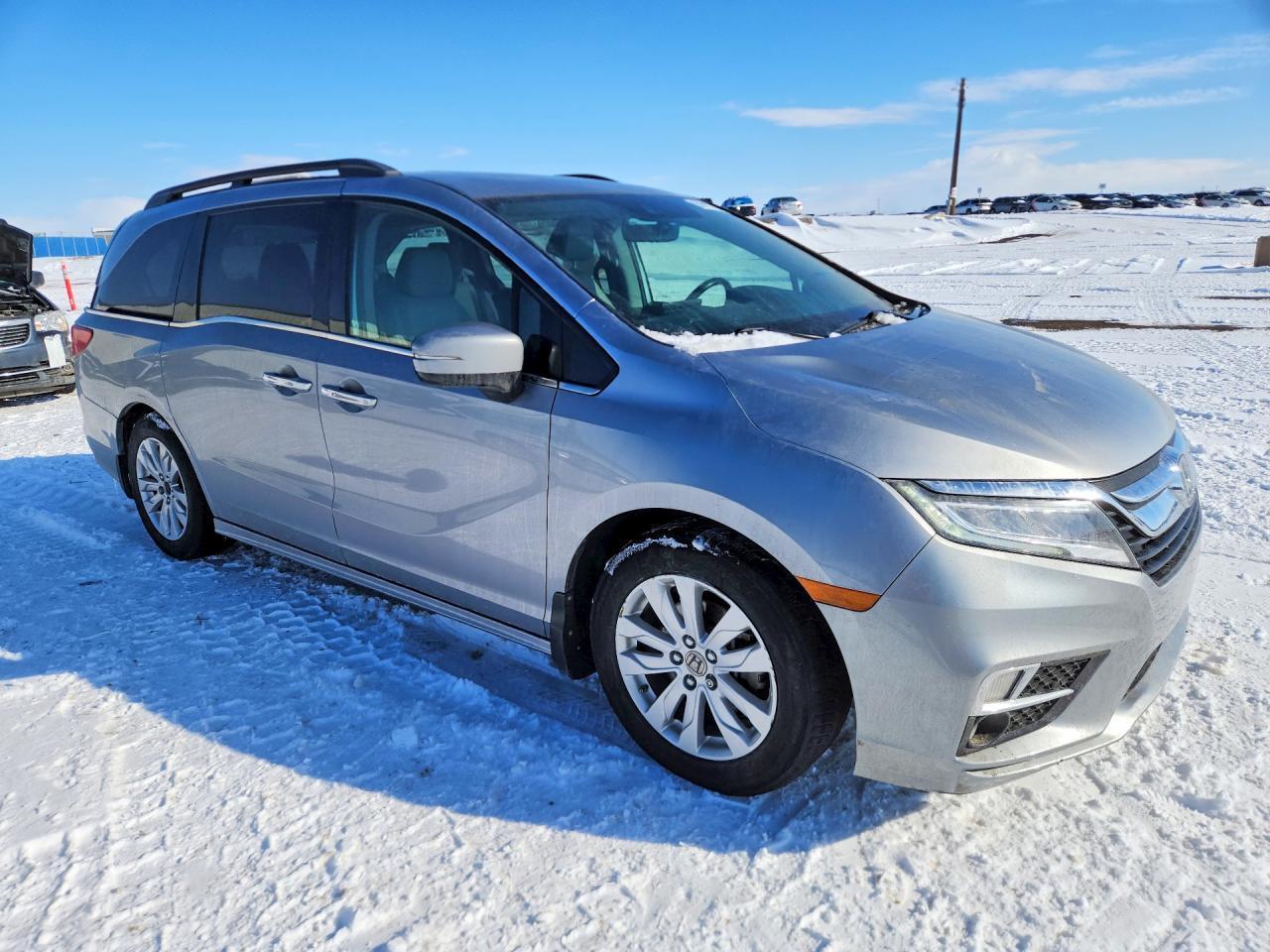 2020 Honda Odyssey Touring - Image 4