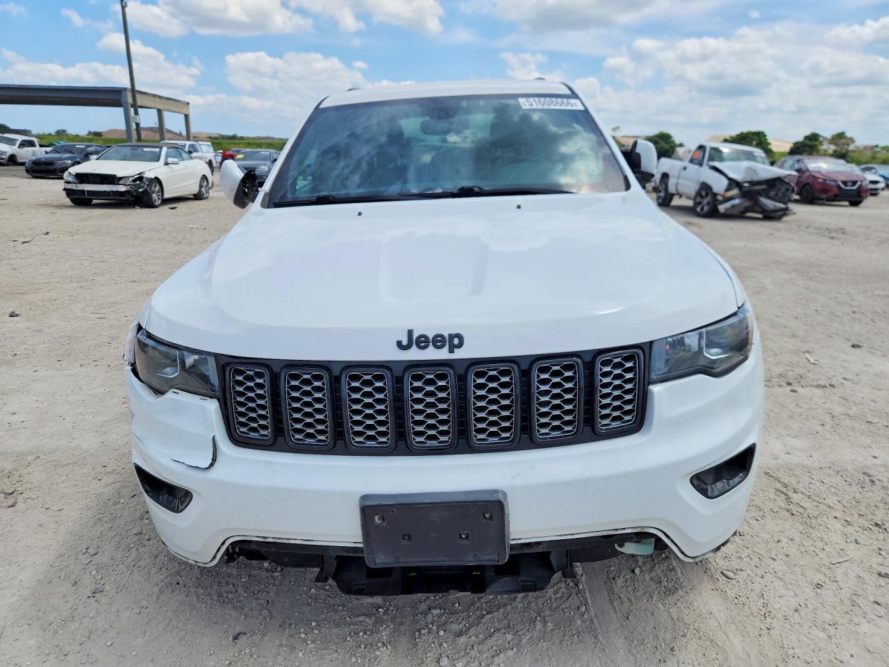 2018 Jeep Grand Cherokee Laredo - Фото 5