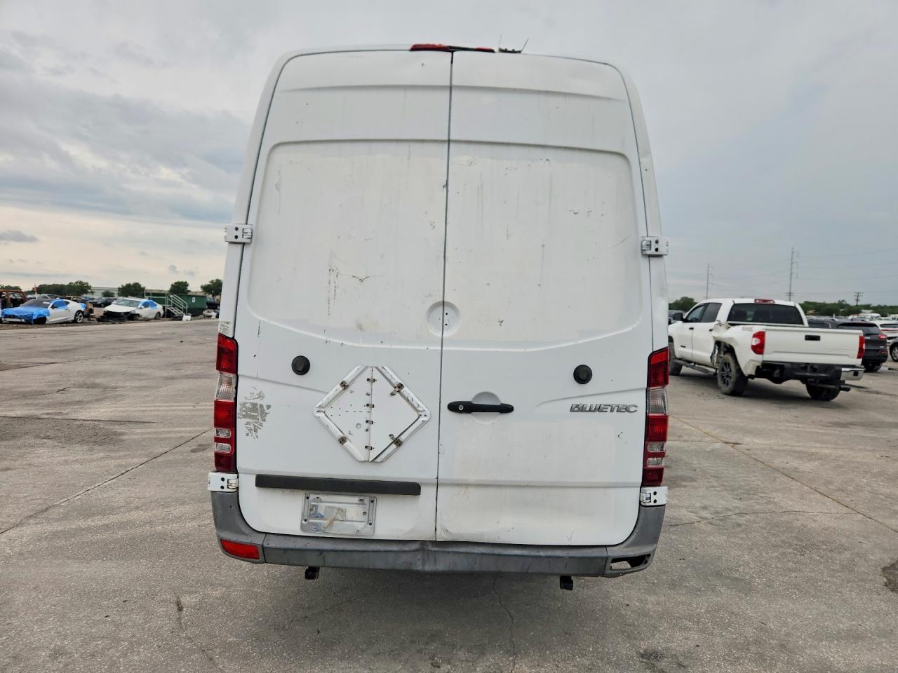 2012 Mercedes-Benz Sprinter 2500 - Image 6