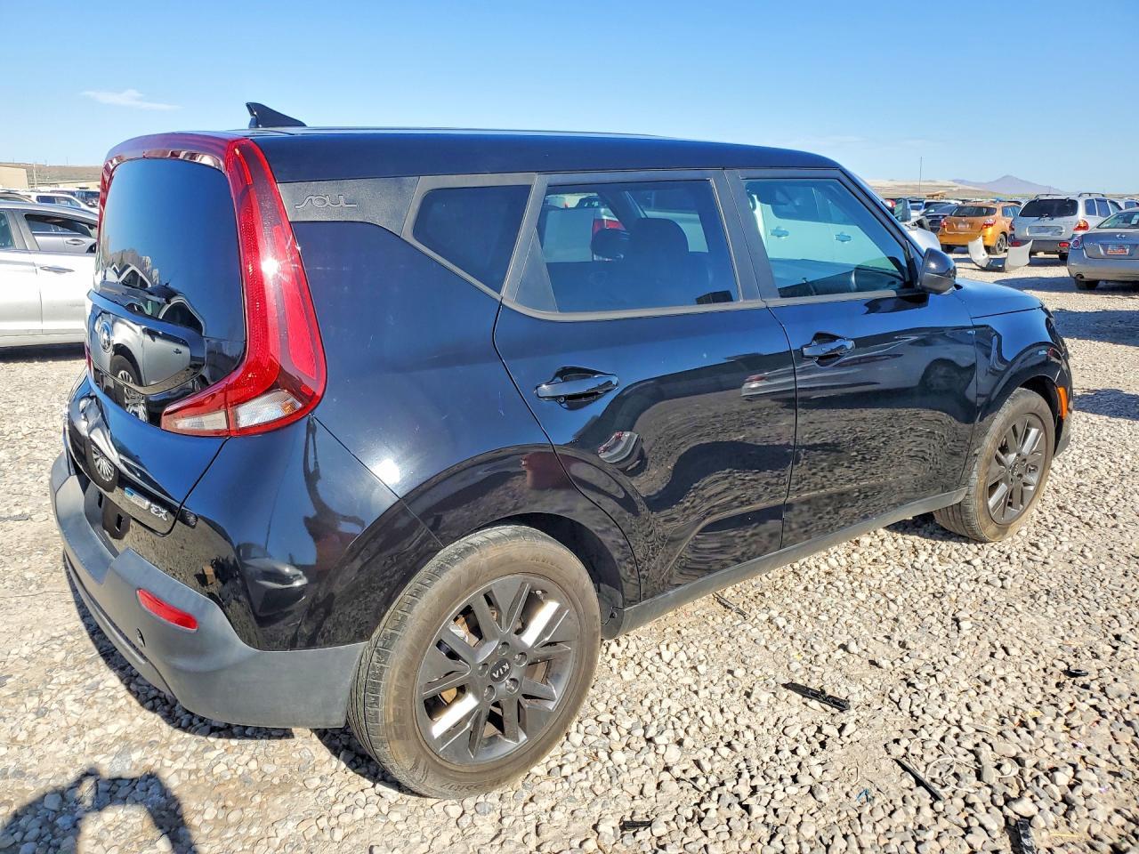 2021 Kia Soul Ex - Image 3