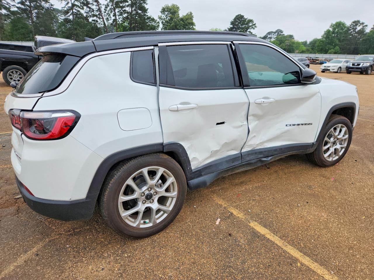 2025 Jeep Compass Limited - Image 3