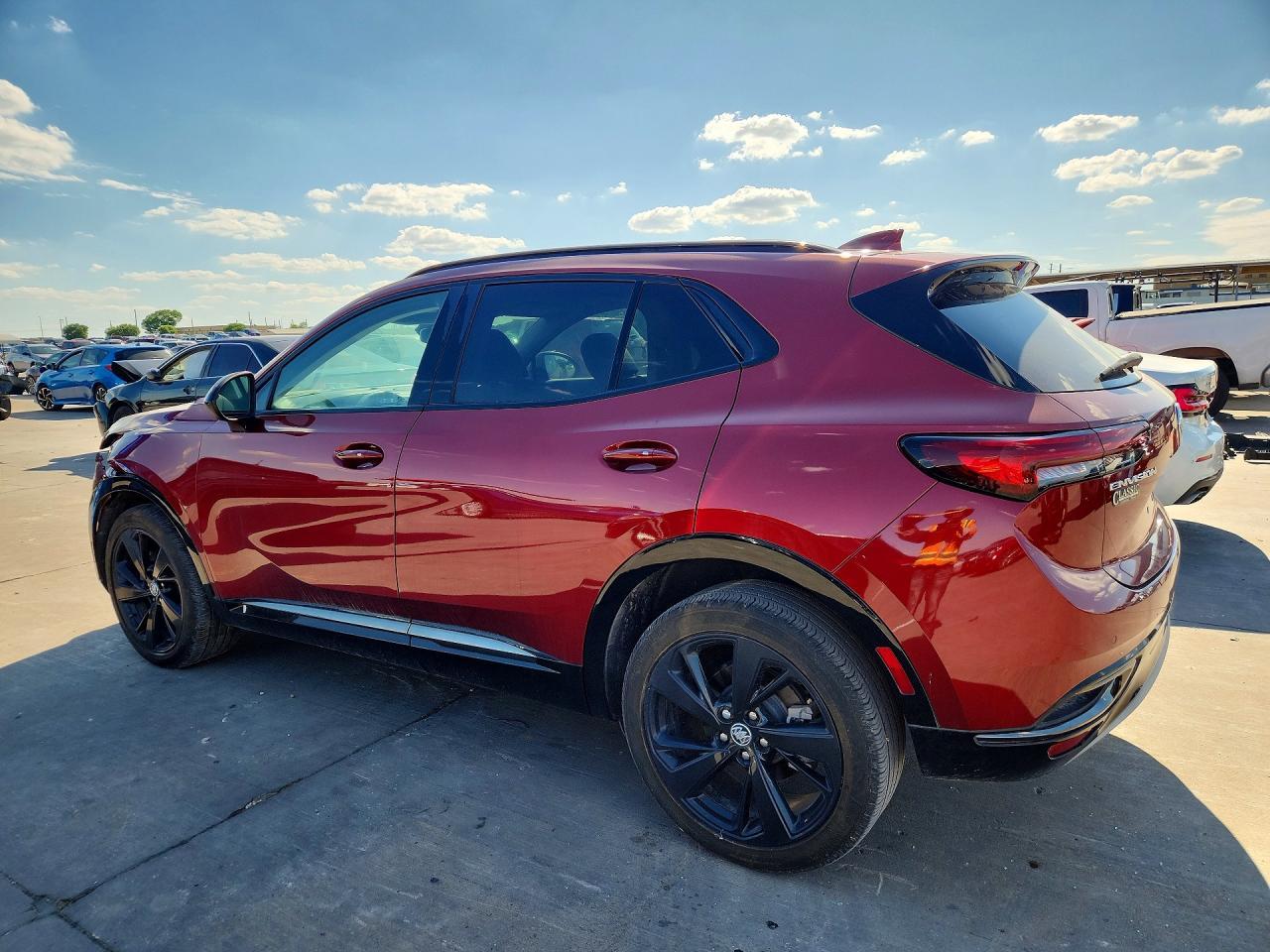 2023 Buick Envision Sport Touring - Фото 2