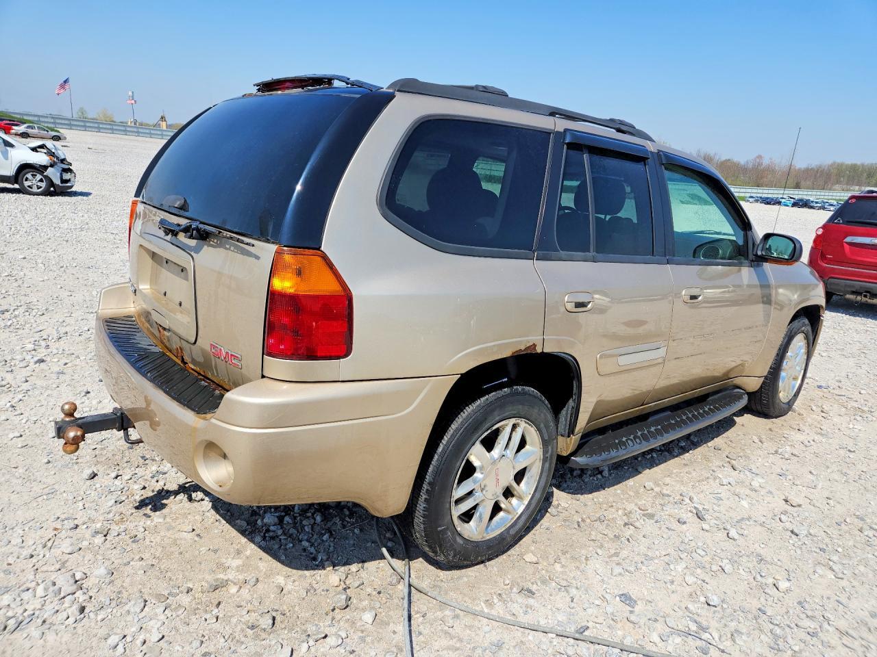 2005 GMC Envoy - Фото 3