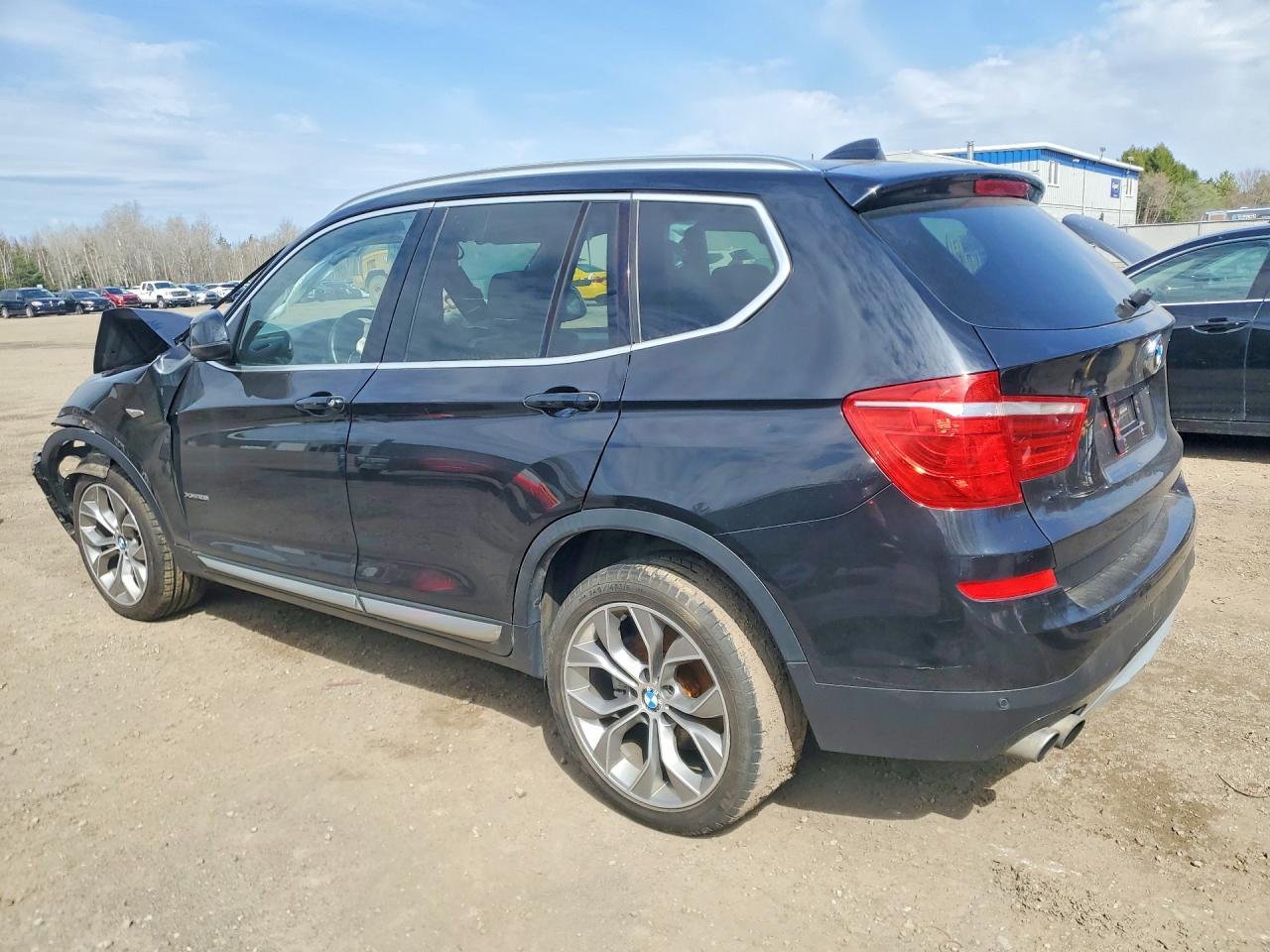 2016 BMW X3 xDrive28I - Фото 2