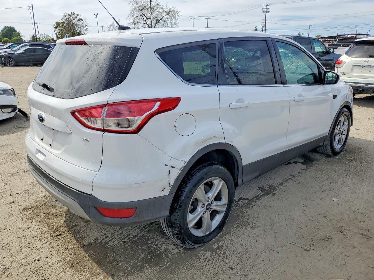 2015 Ford Escape Se - Image 3