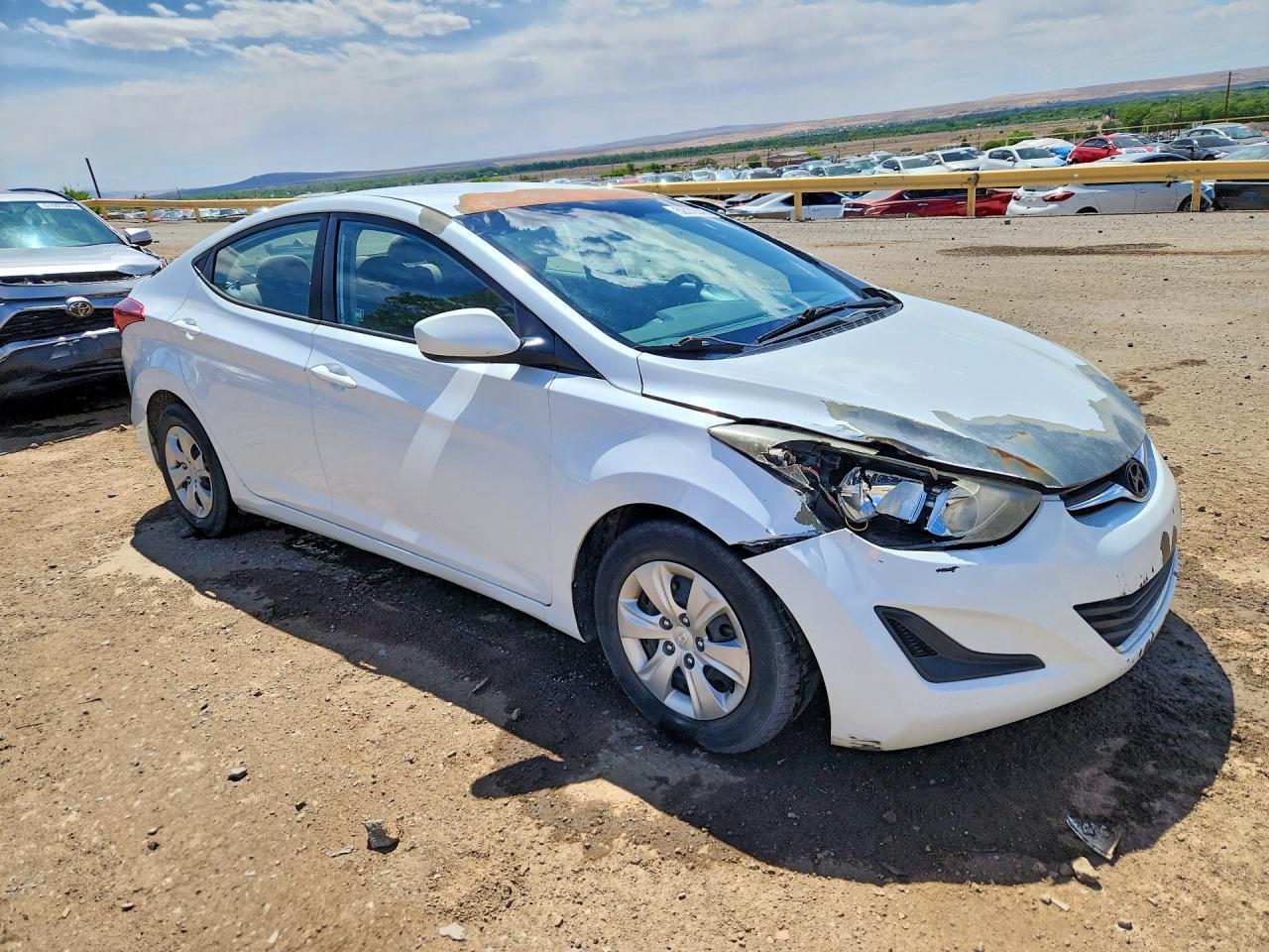 2016 Hyundai Elantra Se - Фото 4
