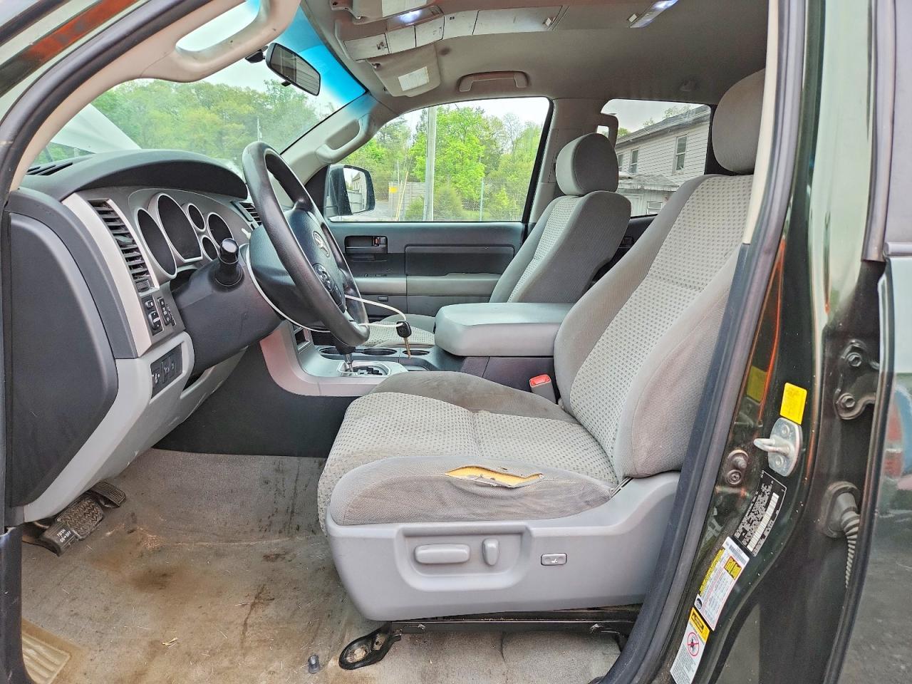 2011 Toyota Tundra Double Cab Sr5 - Image 7