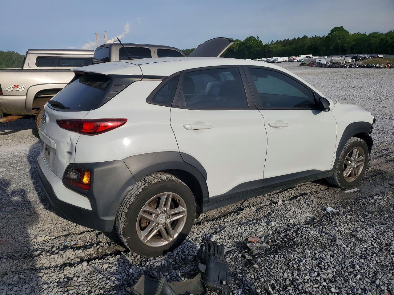 2020 Hyundai Kona Se - Image 3