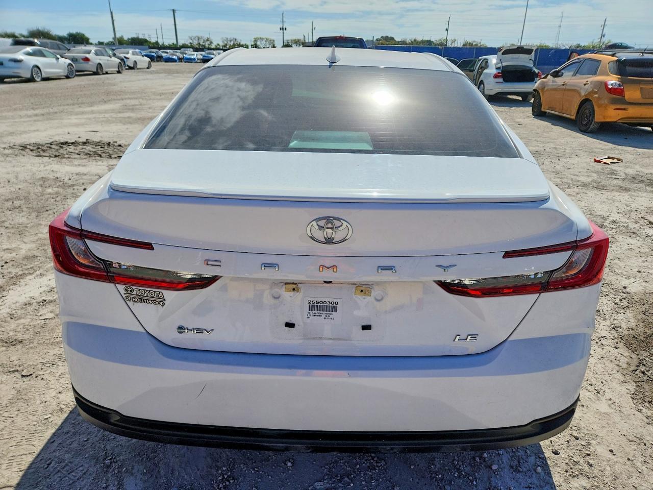 2025 Toyota Camry Le - Image 6