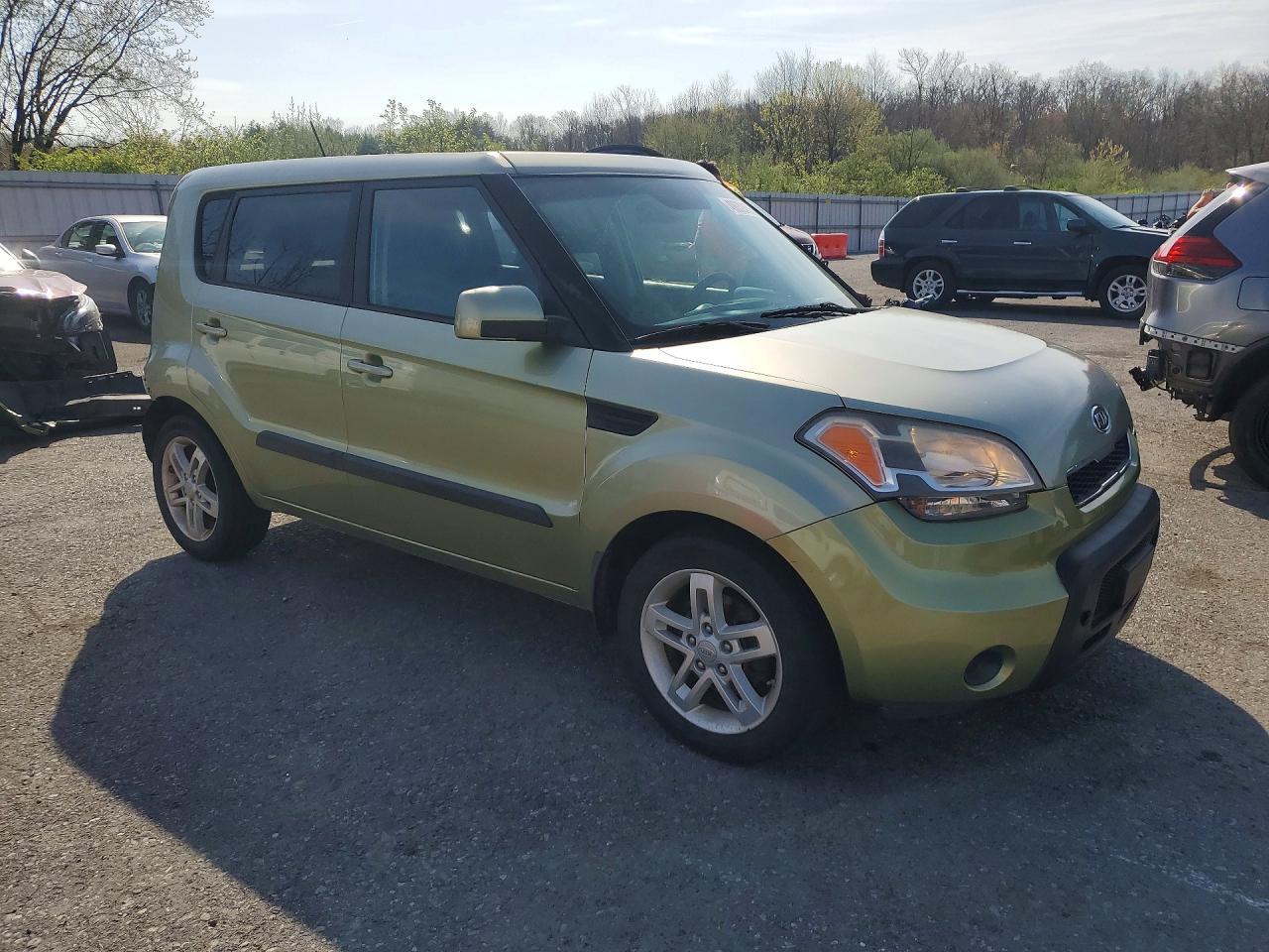 2011 Kia Soul + - Image 4