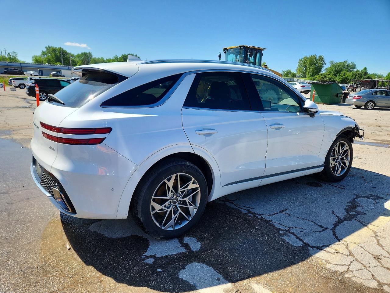 2023 Genesis Gv70 2.5T Standard - Image 3
