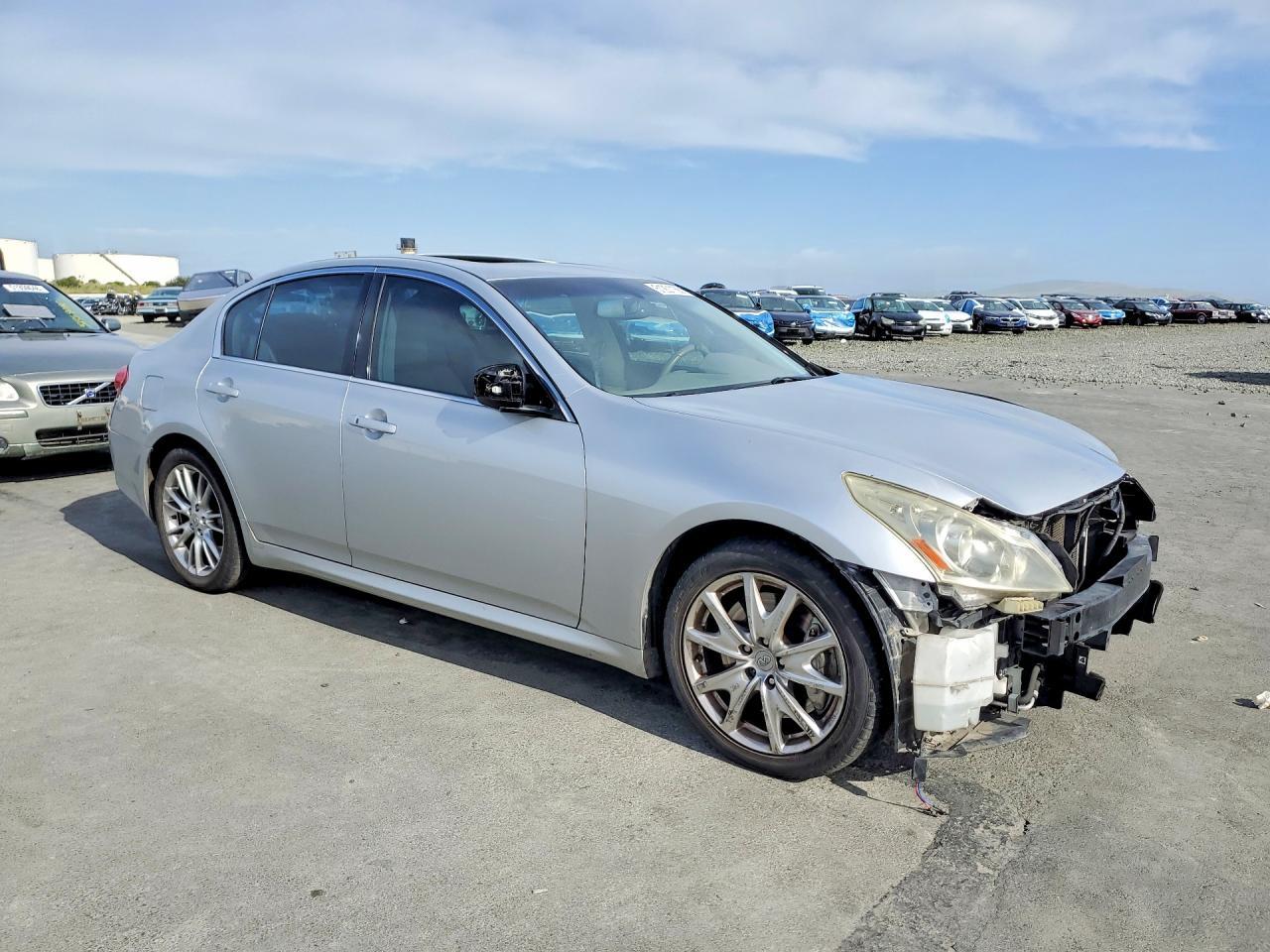 2010 Infiniti G37 - Фото 4