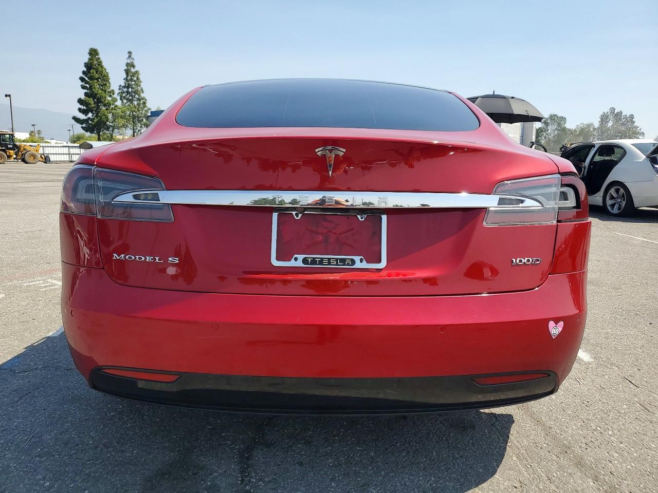 2019 Tesla Model S - Фото 6