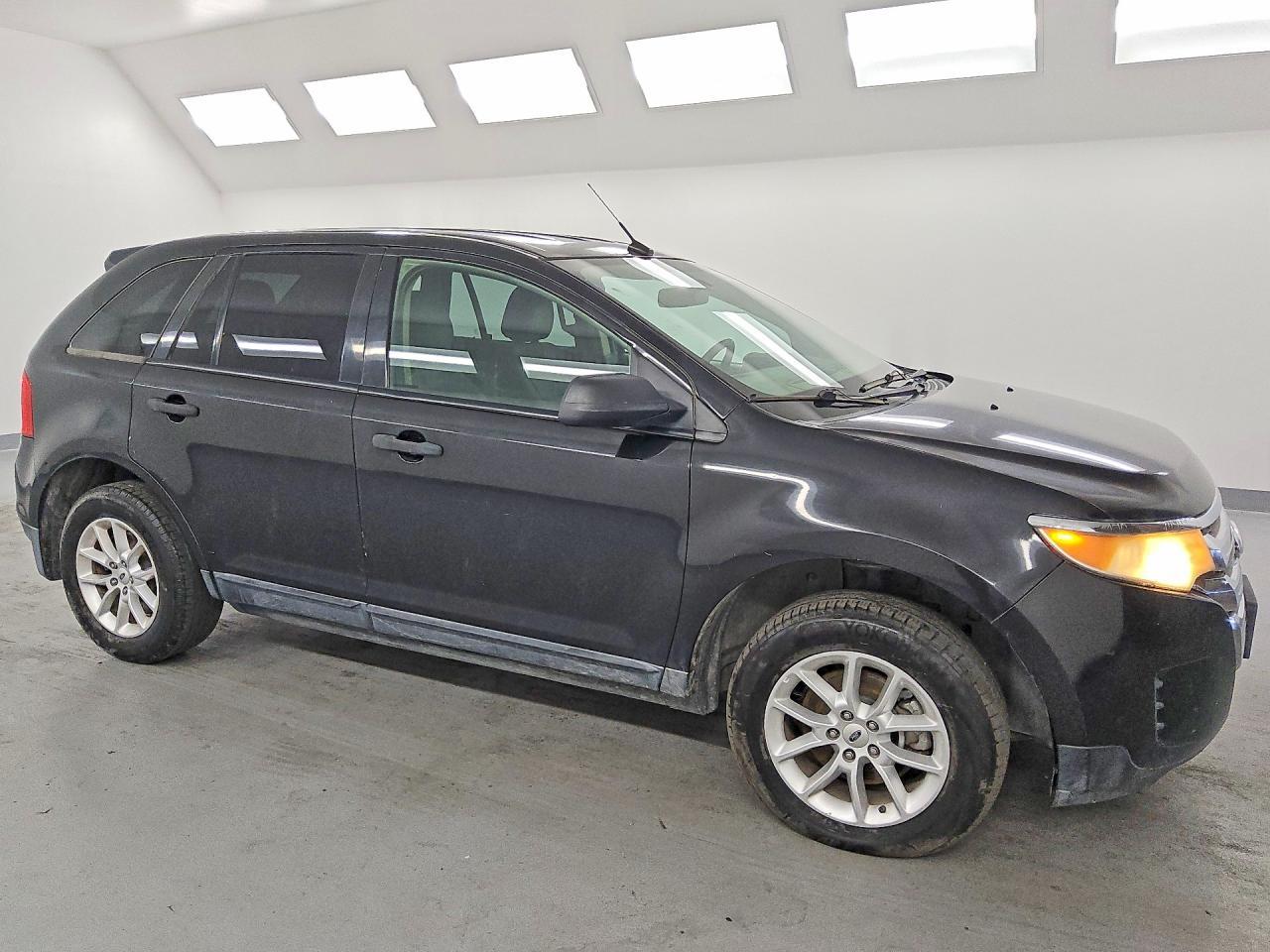 2014 Ford Edge Se - Фото 4