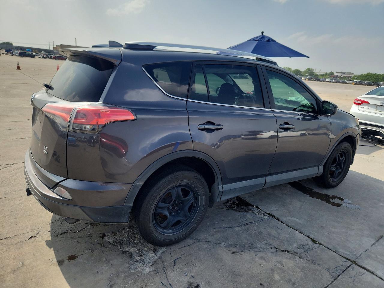 2016 Toyota Rav4 Le - Фото 3