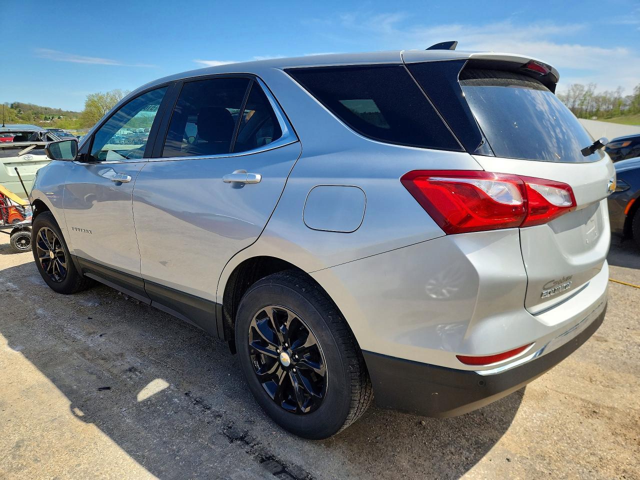 2021 Chevrolet Equinox Lt - Фото 2