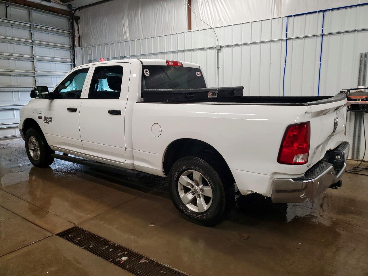 2019 Ram 1500 Classic Tradesman - Фото 2