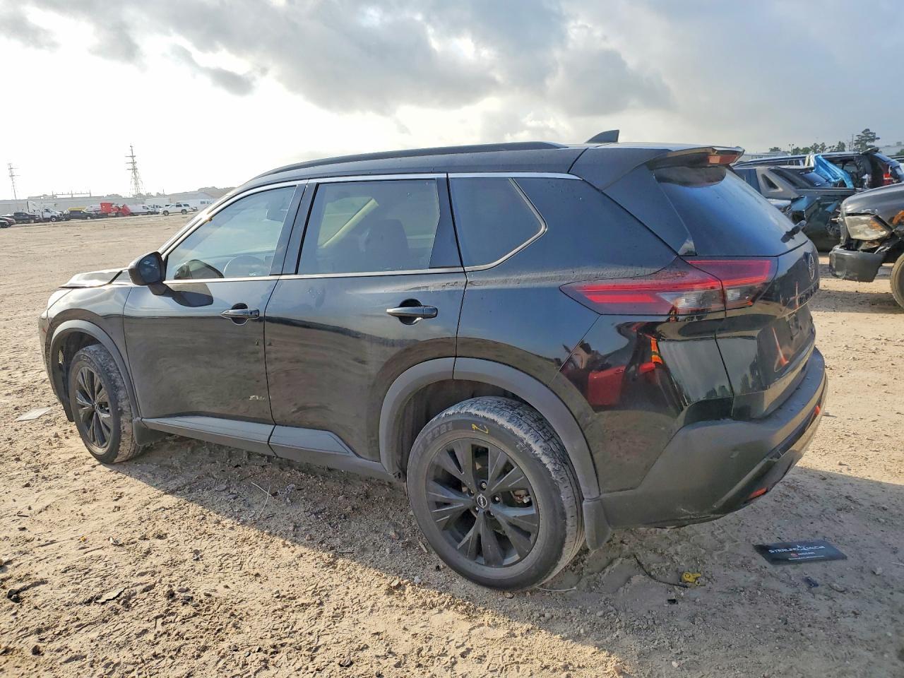 2023 Nissan Rogue Sv - Фото 2