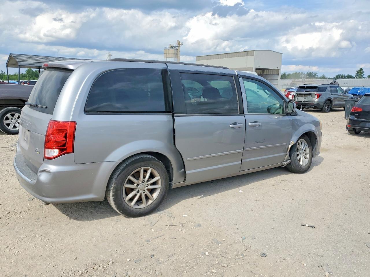 2014 Dodge Grand Caravan Sxt - Фото 3