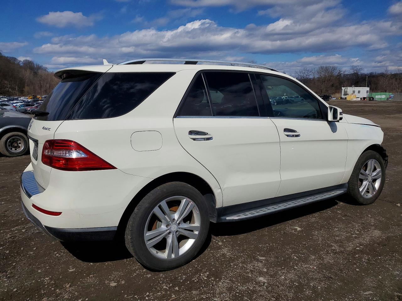 2013 Mercedes-Benz Ml 350 4Matic - Image 3