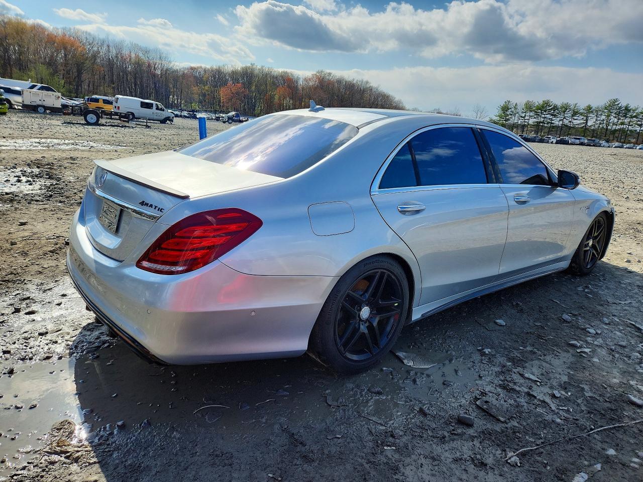 2015 Mercedes-Benz S 550 - Image 3
